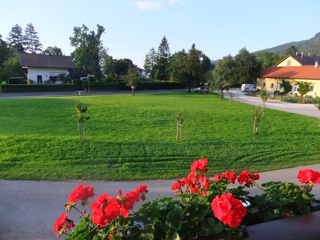 Gaestehaus Riki Oberschmid Steinbach am Attersee Exteriör bild